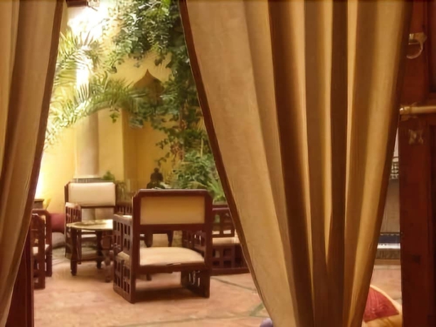 Imagen del bar/restaurante del Hotel Dar Taliwint. Foto 2