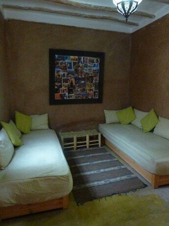 Imagen de la habitación del Hotel Dar Tougga. Foto 11
