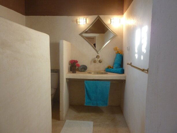 Imagen de la habitación del Hotel Dar Tougga. Foto 12