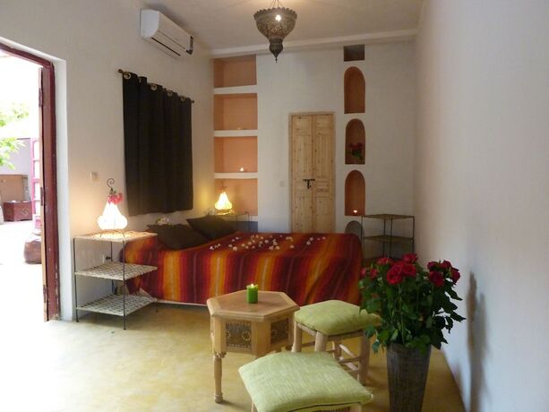 Imagen de la habitación del Hotel Dar Tougga. Foto 13