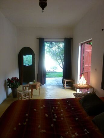 Imagen de la habitación del Hotel Dar Tougga. Foto 15