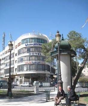 Imagen de los interiores del Hotel Daraghmeh Apartments - Webdeh. Foto 6