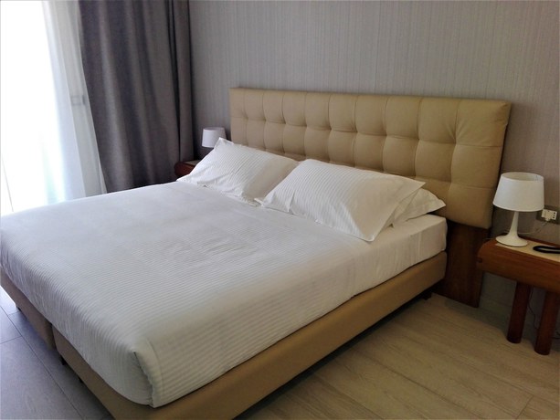 Imagen de la habitación del Hotel D'aragona. Foto 13