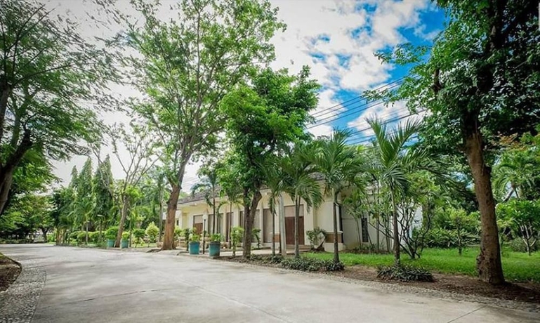 Imagen de los exteriores del Hotel Darapura At Wangyang Resort. Foto 15