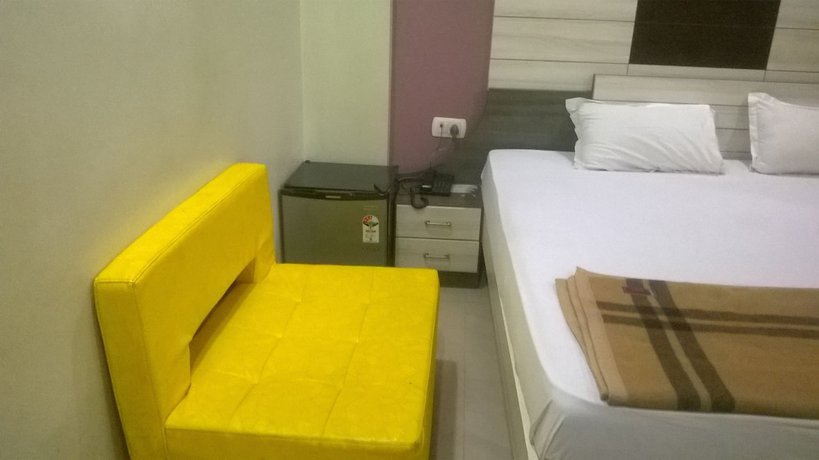 Imagen de la habitación del Hotel Darbar International. Foto 6