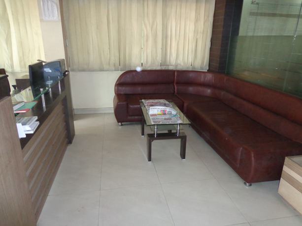 Imagen de los interiores del Hotel Darbar International. Foto 19