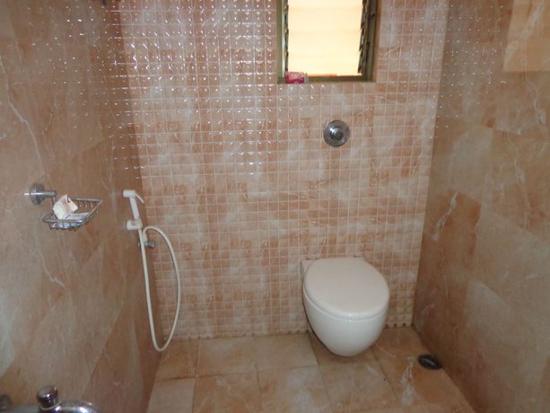 Imagen de la habitación del Hotel Darbar International. Foto 12