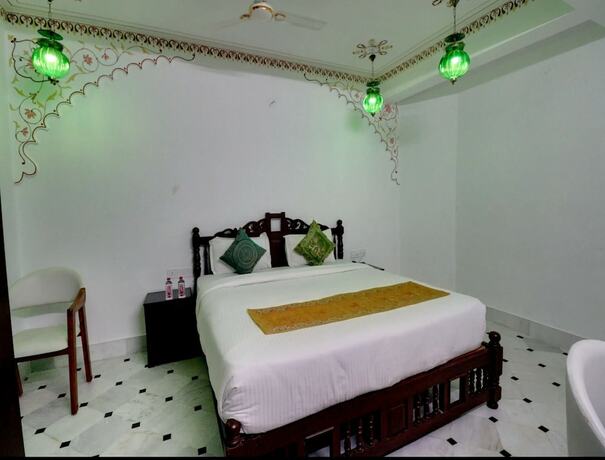 Imagen de la habitación del Hotel Darbargarh. Foto 17