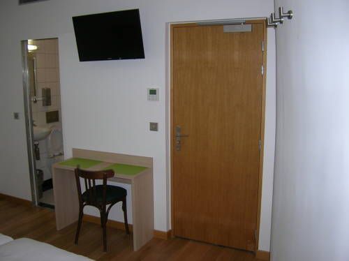 Imagen de la habitación del Hotel Darcet. Foto 3
