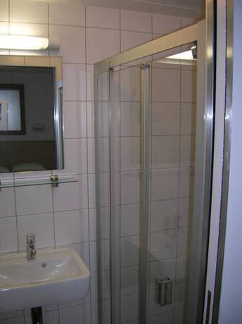 Imagen de la habitación del Hotel Darcet. Foto 4