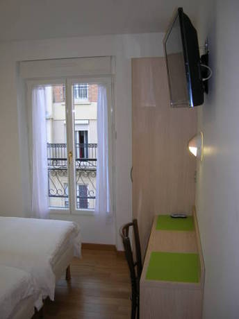 Imagen de la habitación del Hotel Darcet. Foto 16