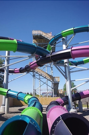 Imagen de los interiores del Hotel Darien Lake Lodge On The Lake. Foto 7