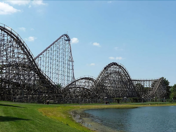 Imagen de los interiores del Hotel Darien Lake Lodge On The Lake. Foto 10