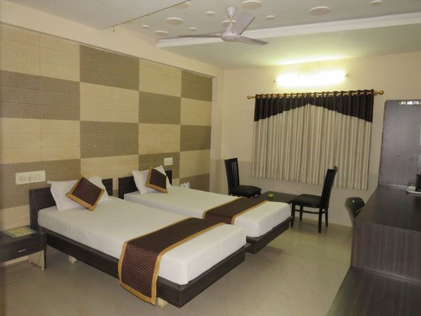 Imagen de la habitación del Hotel Dariyalal. Foto 15