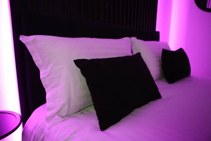 Imagen de la habitación del Hotel Dark Boutique. Foto 8