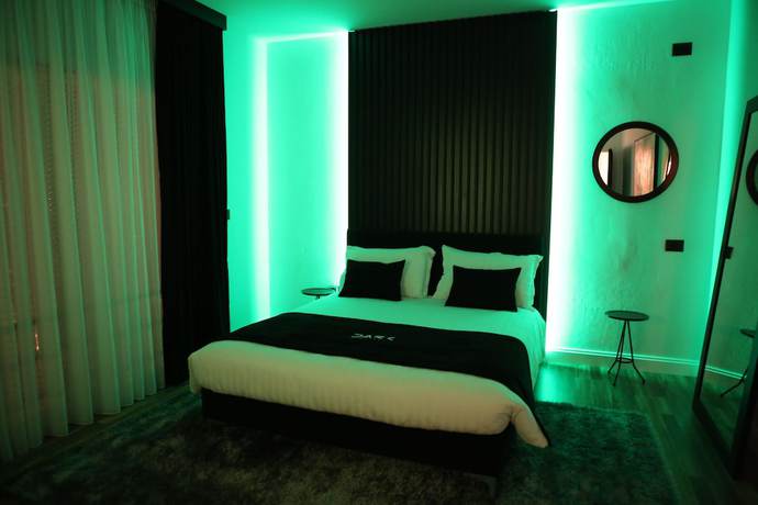 Imagen de la habitación del Hotel Dark Boutique. Foto 13