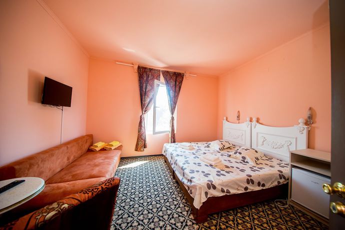 Imagen de la habitación del Hotel Darosy. Foto 6