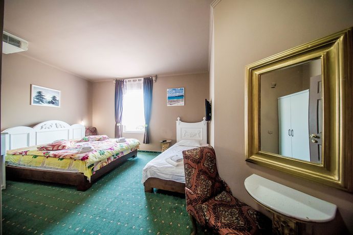 Imagen de la habitación del Hotel Darosy. Foto 12