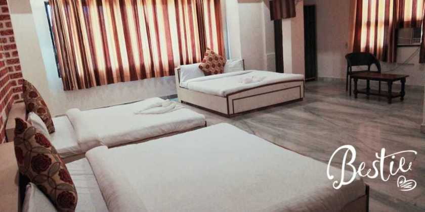 Imagen de la habitación del Hotel Darshan Palace - Udaipur. Foto 11