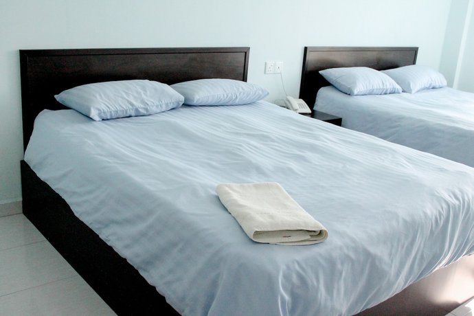Imagen de la habitación del Hotel Darulaman Alor Setar. Foto 5
