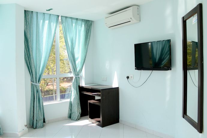 Imagen de la habitación del Hotel Darulaman Alor Setar. Foto 7