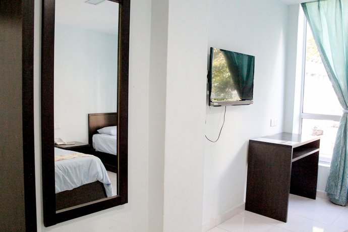 Imagen de la habitación del Hotel Darulaman Alor Setar. Foto 11