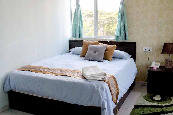Imagen de la habitación del Hotel Darulaman Alor Setar. Foto 15