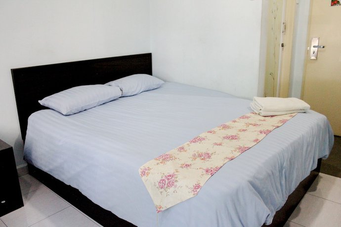 Imagen de la habitación del Hotel Darulaman Alor Setar. Foto 17