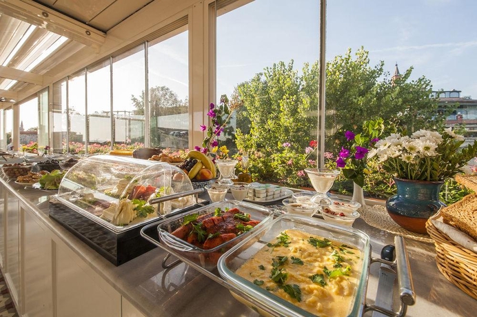 Imagen general del Hotel Darussaade Istanbul - Special Class. Foto 10