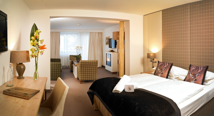 Imagen de la habitación del Hotel Das Alpenhaus Kaprun. Foto 8