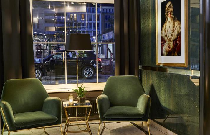 Imagen de los interiores del Hotel Das Carls. Foto 13