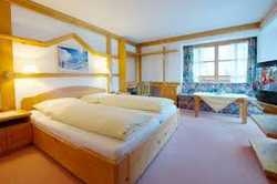 Imagen de la habitación del Hotel Das Falkenstein. Foto 4