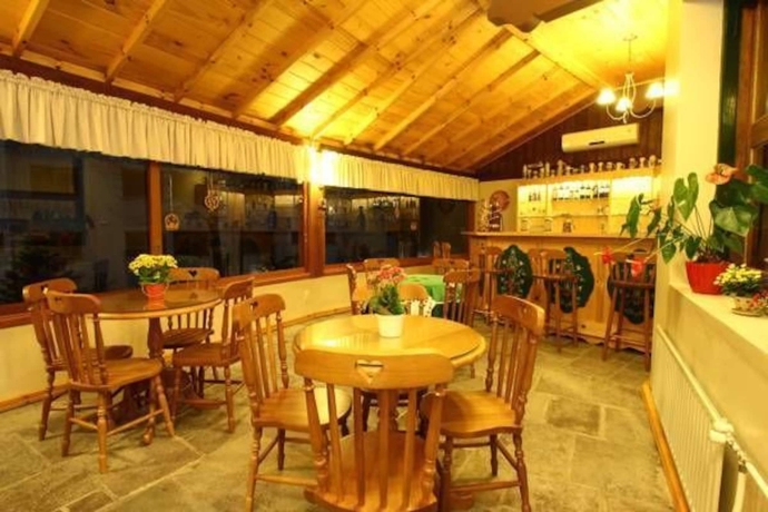 Imagen del bar/restaurante del Hotel Das Hort&ecirc;nsias. Foto 3