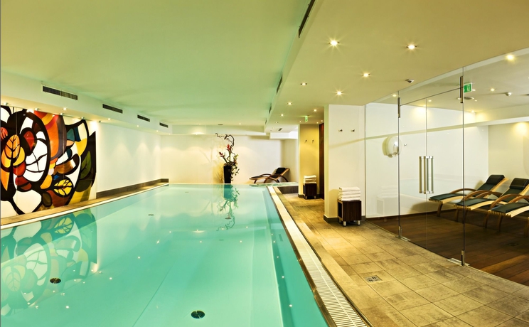 Imagen de la piscina del Hotel Das Innsbruck. Foto 15