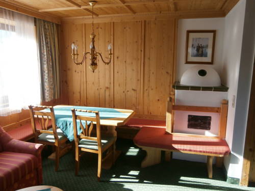 Imagen de la habitación del Hotel Das Kaltschmid. Foto 10