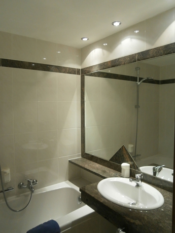 Imagen de la habitación del Hotel Das Kaltschmid. Foto 16