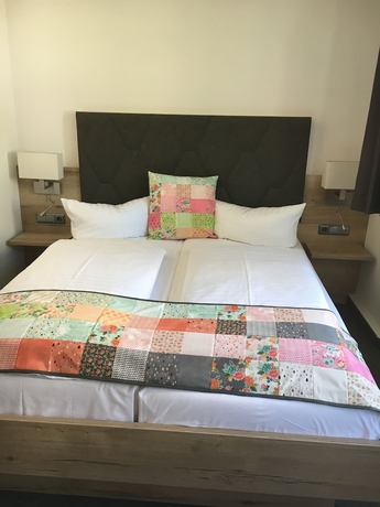 Imagen de la habitación del Hotel Das Kleine Weimar. Foto 5