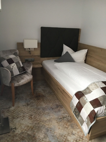 Imagen de la habitación del Hotel Das Kleine Weimar. Foto 6