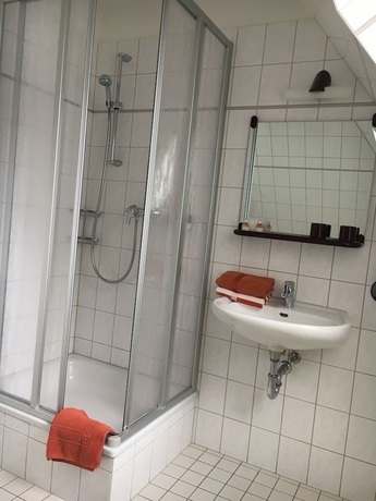 Imagen de la habitación del Hotel Das Kleine Weimar. Foto 14