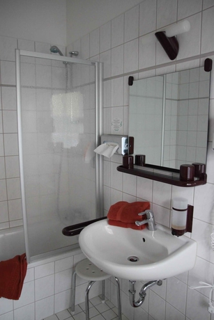Imagen de la habitación del Hotel Das Kleine Weimar. Foto 15