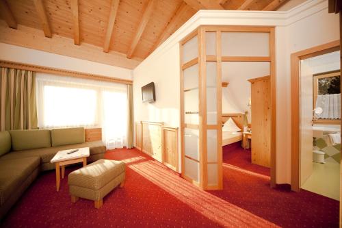 Imagen de la habitación del Hotel Das Kohlmais - direkt an der Kohlmaisbahn JOKERCARD inklusive. Foto 19