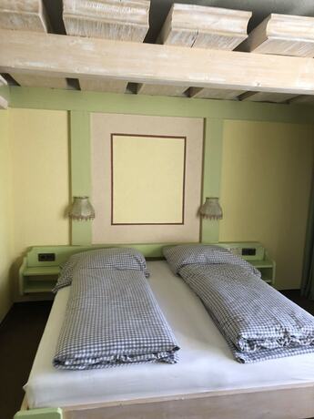 Imagen de la habitación del Hotel Das Kronenhotel. Foto 13