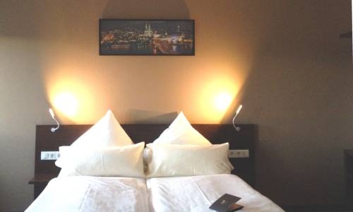 Imagen general del Hotel Das Kronprinz. Foto 4