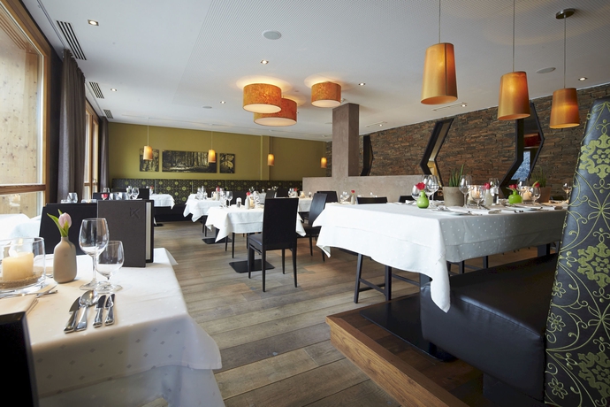 Imagen del bar/restaurante del Hotel Das Kronthaler - Adults Only. Foto 7