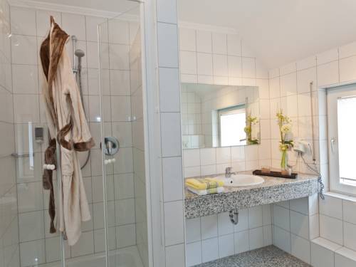 Imagen de la habitación del Hotel Das Landhotel Am Tr&auml;tzhof. Foto 13