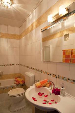 Imagen de la habitación del Hotel Das Mittelpunkt. Foto 16