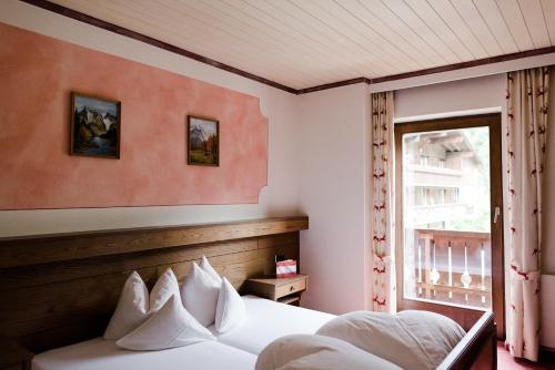 Imagen de la habitación del Hotel Das Naturhotel die Eng. Foto 8