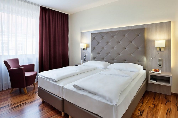 Imagen general del Hotel Das Reinisch Business. Foto 2