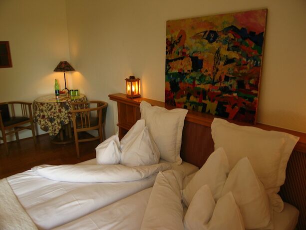 Imagen de la habitación del Hotel Das R&ouml;merstein - die pure WohlF&uuml;hlOase. Foto 16