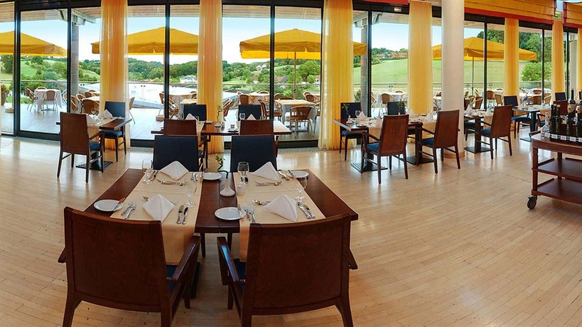 Imagen del bar/restaurante del Hotel Das Sonnreich Thermenhotel Loipersdorf. Foto 5